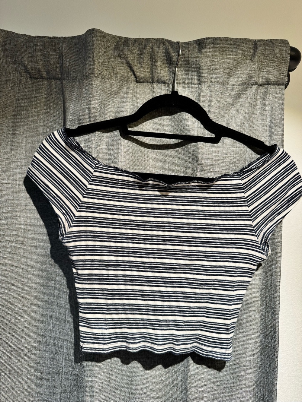 Brandy Melville Navy and White Striped Off-Shoulder Crop Top
